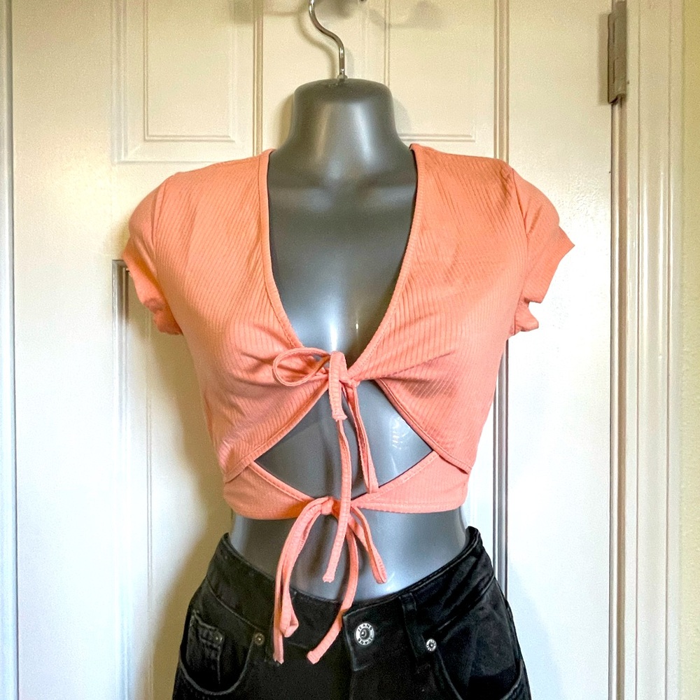 Love Tree Tie Crop Top
